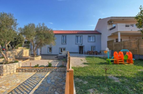 Family friendly house with a parking space Kolan, Pag - 18621